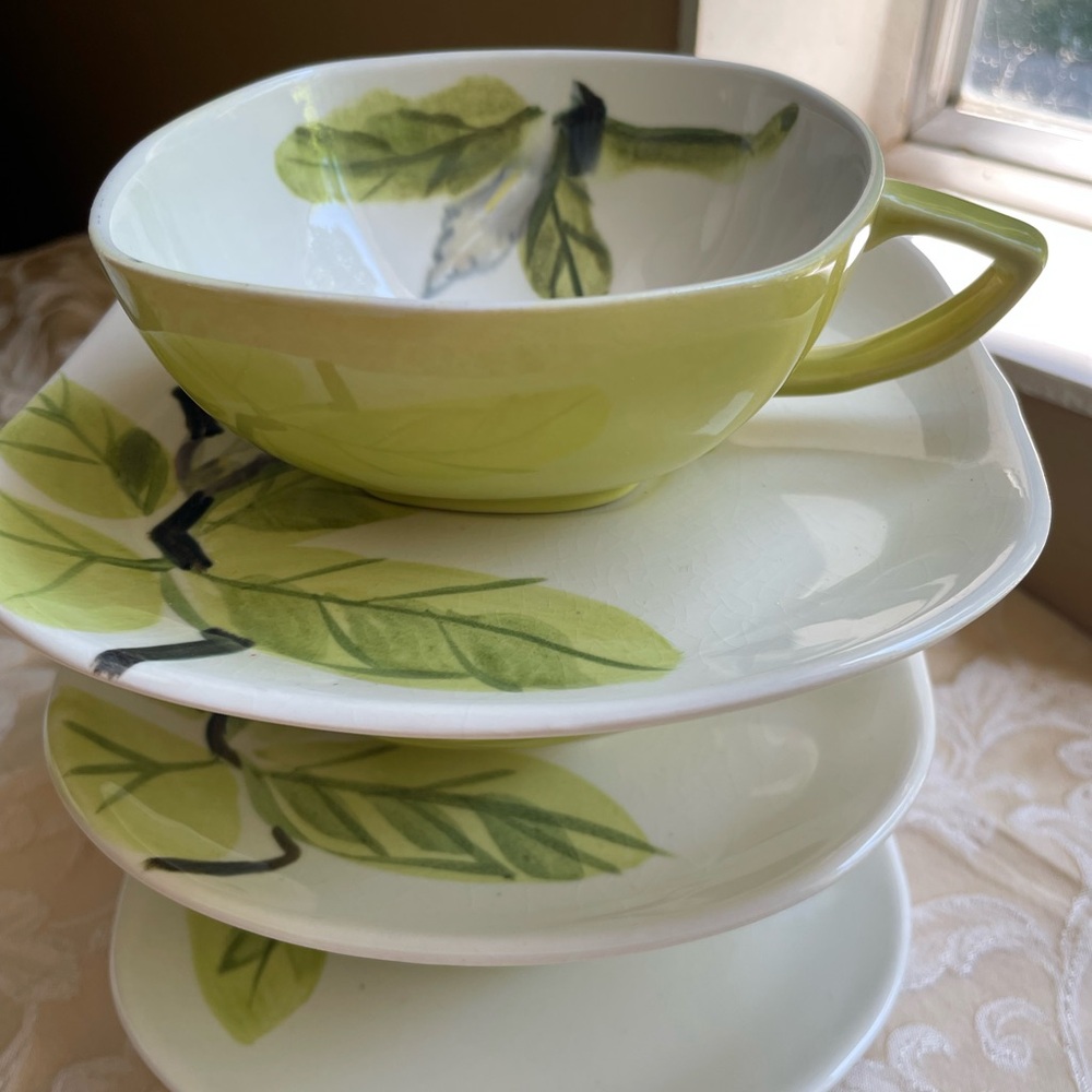 Three (3) Vintage Red Wing Magnolia Chartreuse MCM Cup & Saucer Sets